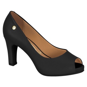 open-toe pump